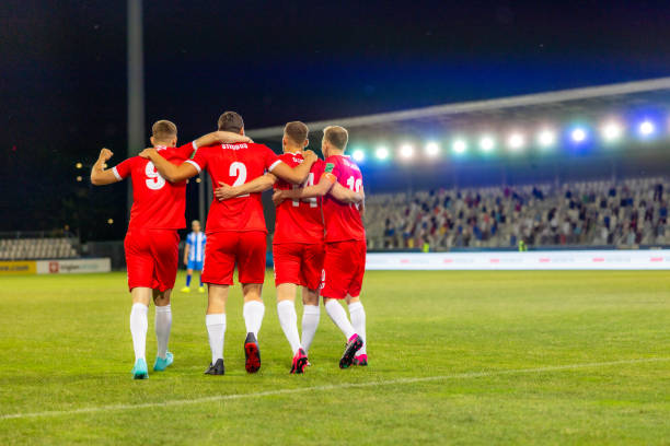 方面都占据 方面都占据