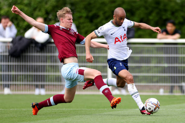 防线的队友 防线的队友